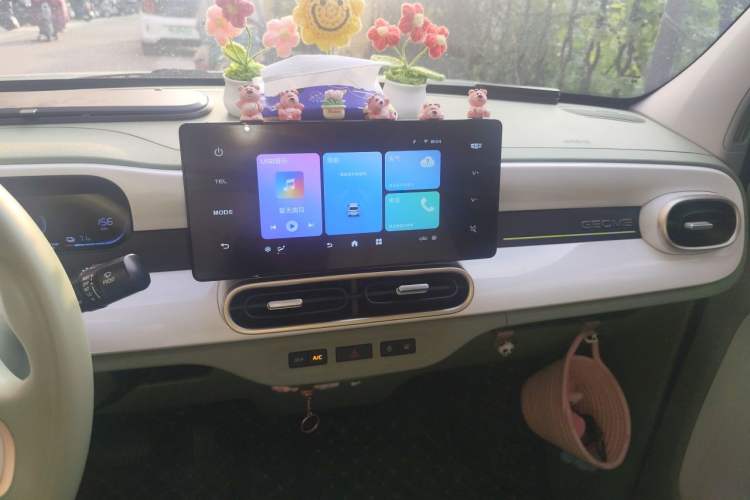 Used Geely Galaxy Panda 2025 210 km – Yuanqi Bear Audio And AC Panel