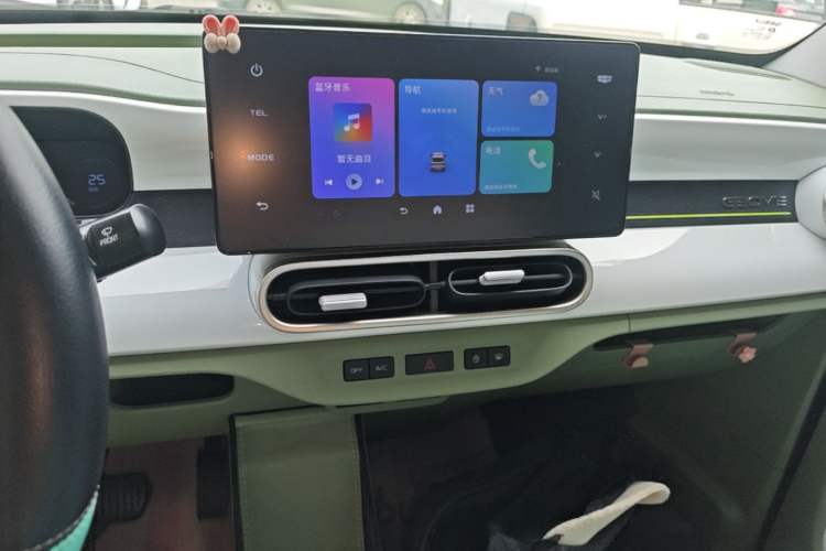 Used Geely Galaxy Panda 2025 210 km – Yuanqi Bear Audio And AC Panel