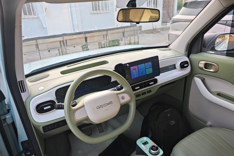 Used Geely Galaxy Panda 2025 210 km – Yuanqi Bear Center Console