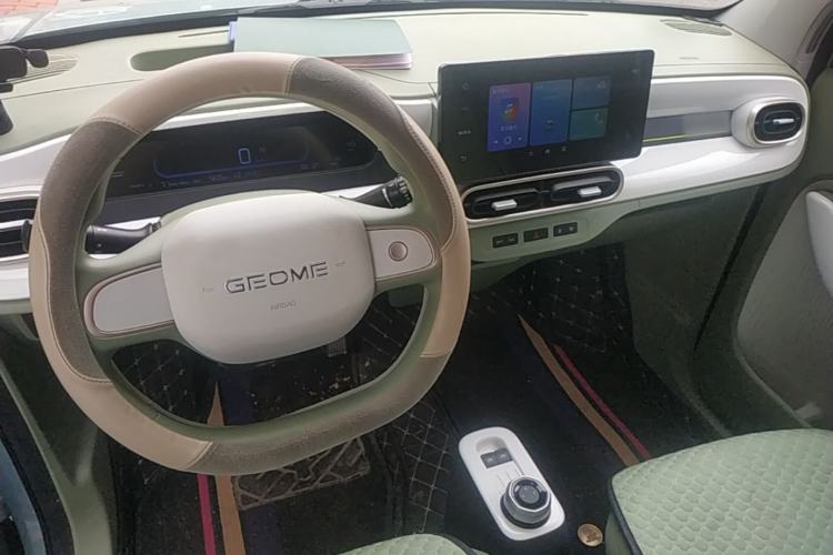 Used Geely Galaxy Panda 2025 210 km – Yuanqi Bear Center Console