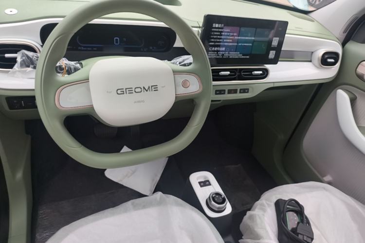 Used Geely Galaxy Panda 2025 210 km – Yuanqi Bear Center Console