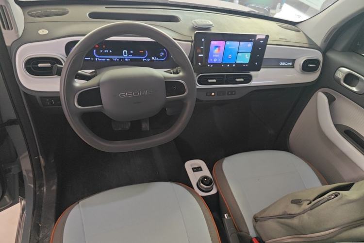 Used Geely Galaxy Panda 2025 210km Panda Kart Center Console
