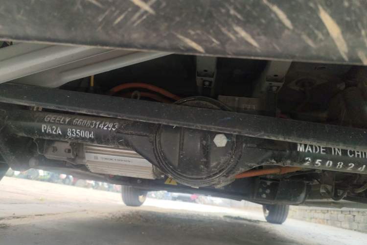 Used Geely Galaxy Panda 2025 210 km – Yuanqi Bear Chassis Rear