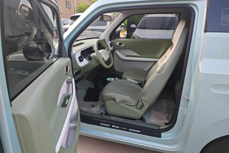 Used Geely Galaxy Panda 2025 210 km – Yuanqi Bear Driver Seat
