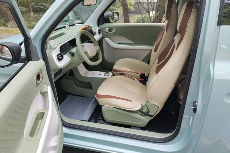 Used Geely Galaxy Panda 2025 210 km – Yuanqi Bear Driver Seat