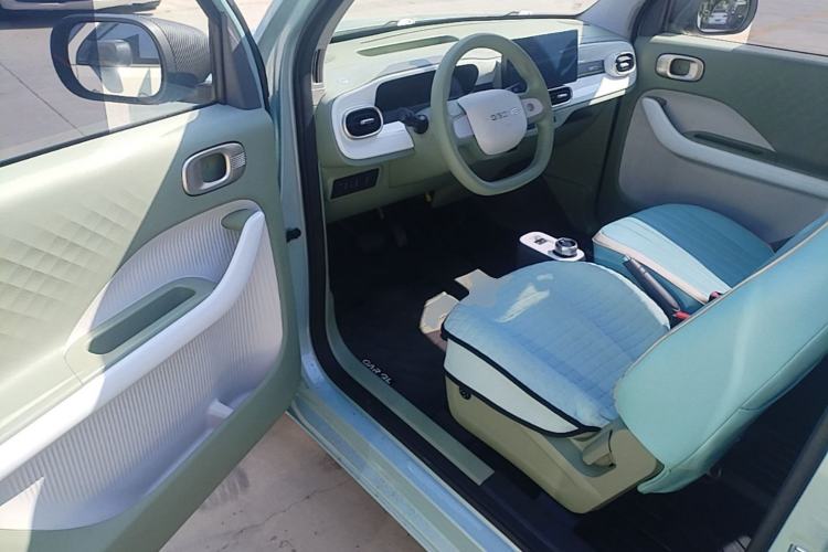 Used Geely Galaxy Panda 2025 210 km – Yuanqi Bear Driver Seat