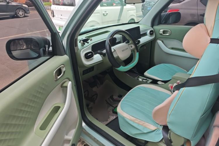 Used Geely Galaxy Panda 2025 210 km – Yuanqi Bear Driver Seat
