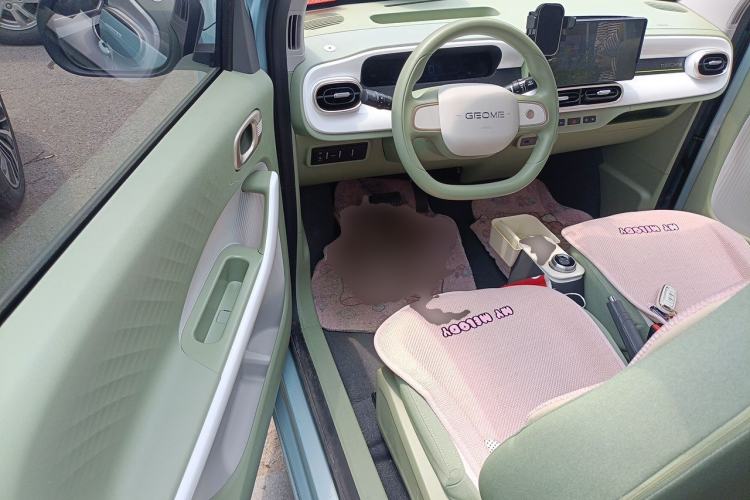 Used Geely Galaxy Panda 2025 210 km – Yuanqi Bear Driver Seat