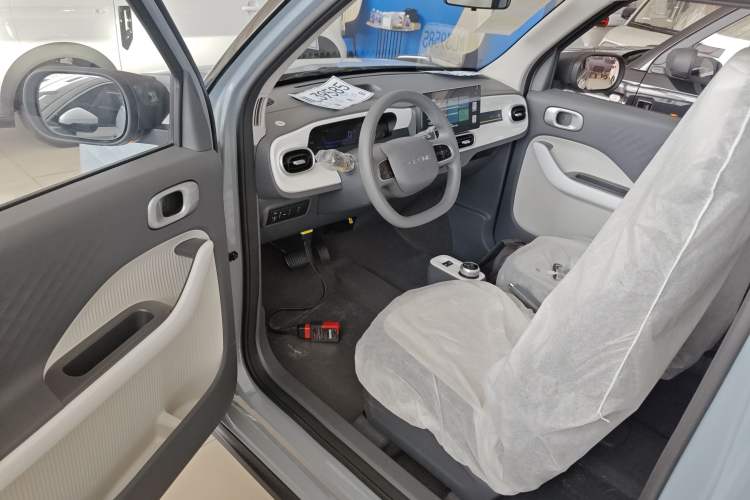 Used Geely Galaxy Panda 2025 210km Panda Kart Driver Seat