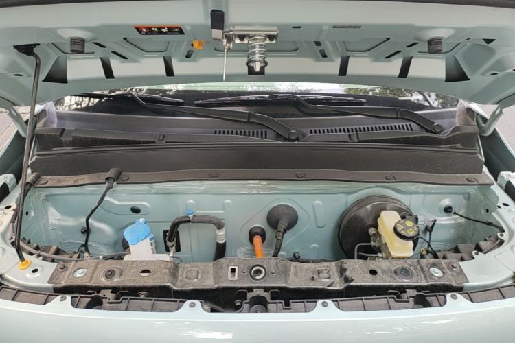 Used Geely Galaxy Panda 2025 210 km – Yuanqi Bear Engine Bay