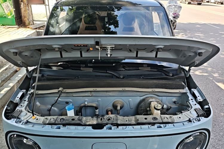 Used Geely Galaxy Panda 2025 210km Panda Kart Engine Bay