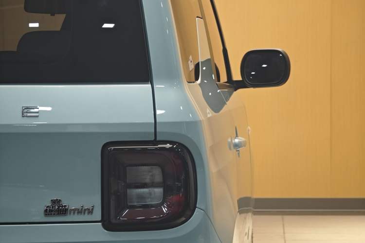 Used Geely Galaxy Panda 2025 210 km – Yuanqi Bear Exterior 4