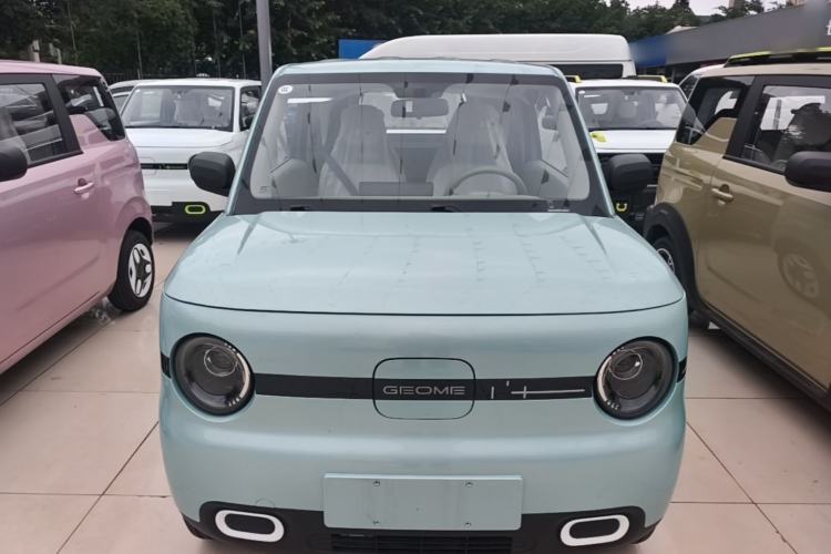 Used Geely Galaxy Panda 2025 210 km – Yuanqi Bear Front