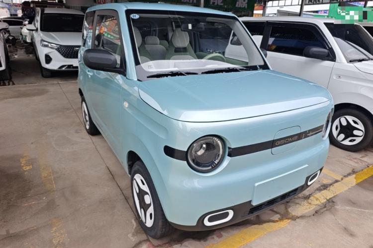 Used Geely Galaxy Panda 2025 210 km – Yuanqi Bear Front Right 45 Deg