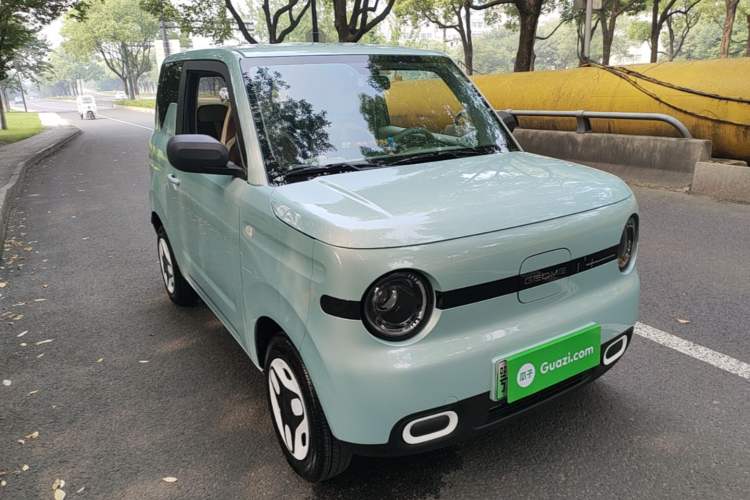 Used Geely Galaxy Panda 2025 210 km – Yuanqi Bear Front Right 45 Deg