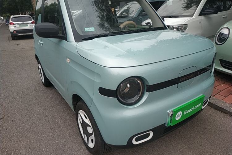 Used Geely Galaxy Panda 2025 210 km – Yuanqi Bear Front Right 45 Deg