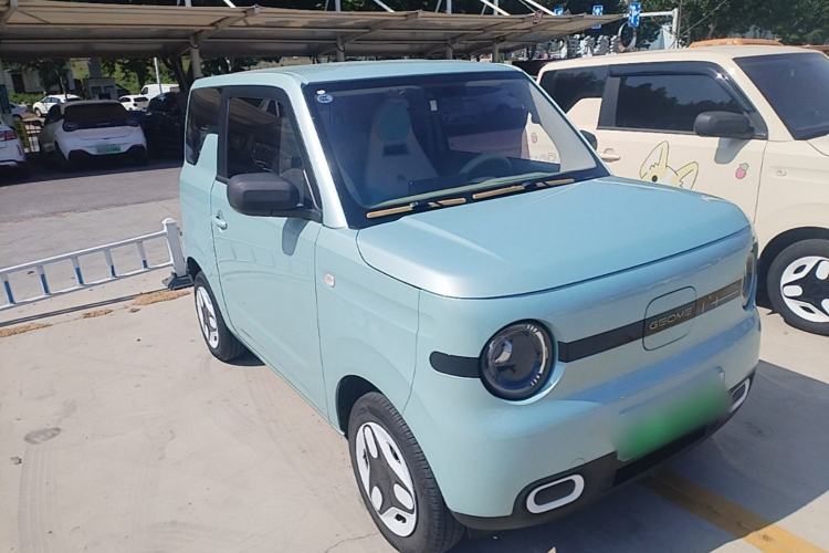 Used Geely Galaxy Panda 2025 210 km – Yuanqi Bear Front Right 45 Deg