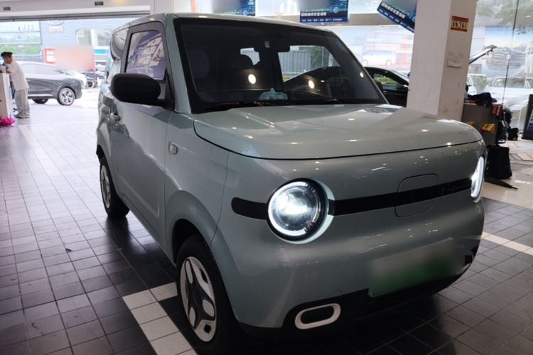 Used Geely Galaxy Panda 2025 210 km – Yuanqi Bear Front Right 45 Deg