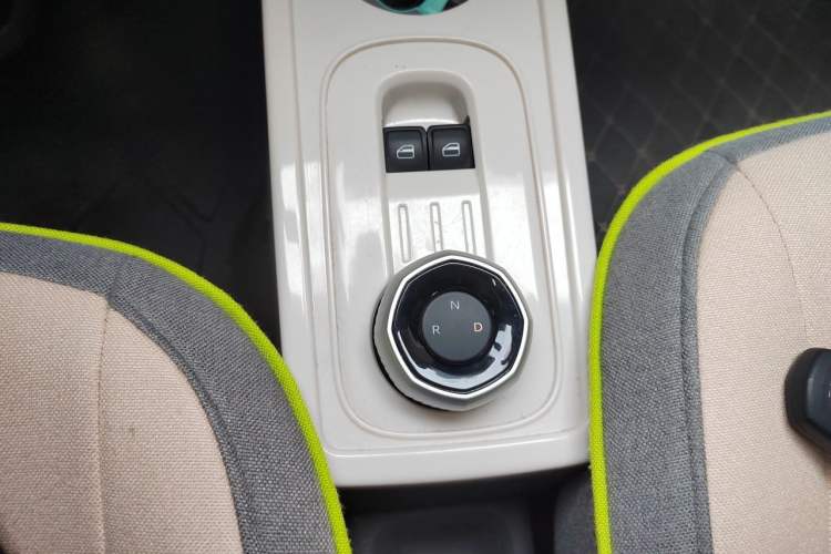 Used Geely Galaxy Panda 2025 210km Panda Kart Gear Lever