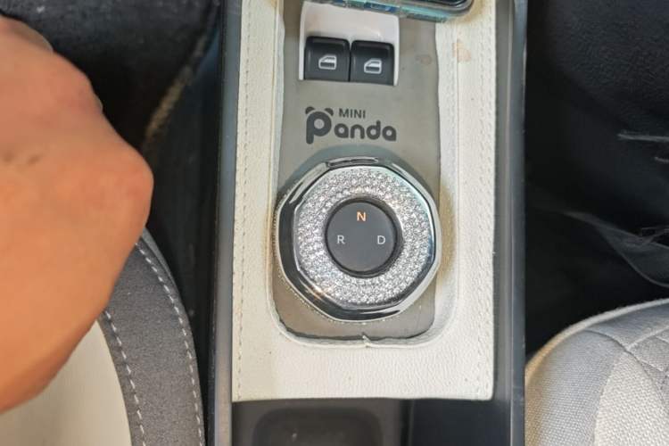 Used Geely Galaxy Panda 2025 210km Panda Kart Gear Lever
