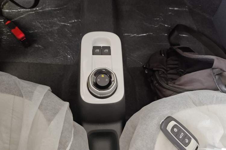 Used Geely Galaxy Panda 2025 210km Panda Kart Gear Lever