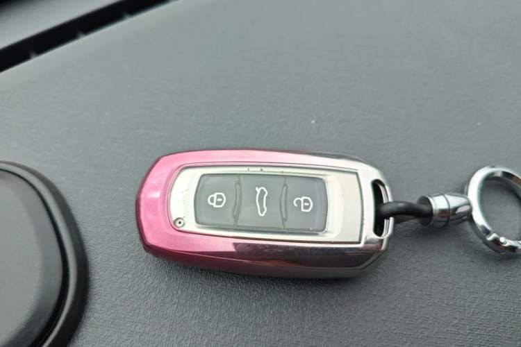 Used Geely Galaxy Panda 2025 210km Panda Kart Interior 1
