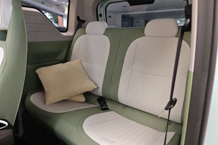 Used Geely Galaxy Panda 2025 210 km – Yuanqi Bear Interior 3