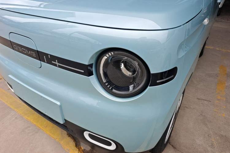 Used Geely Galaxy Panda 2025 210 km – Yuanqi Bear Left Front Headlight