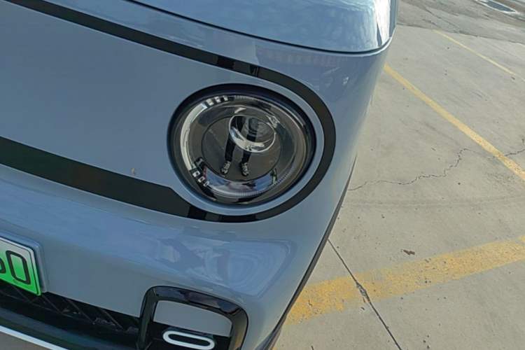 Used Geely Galaxy Panda 2025 210km Panda Kart Left Front Headlight