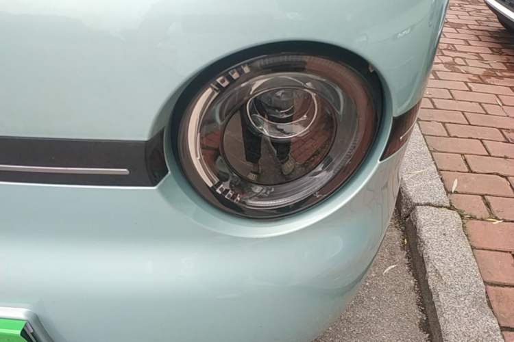 Used Geely Galaxy Panda 2025 210 km – Yuanqi Bear Left Front Headlight