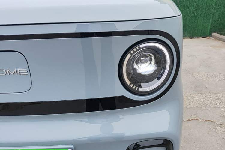 Used Geely Galaxy Panda 2025 210km Panda Kart Left Front Headlight
