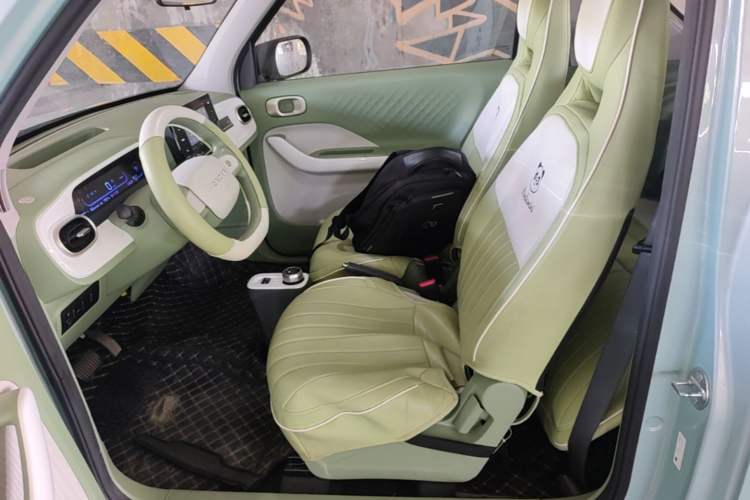 Used Geely Galaxy Panda 2025 210 km – Yuanqi Bear Left Front Seat