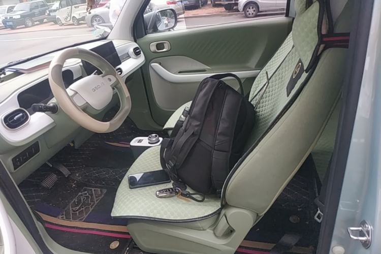 Used Geely Galaxy Panda 2025 210 km – Yuanqi Bear Left Front Seat