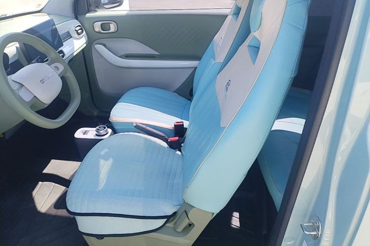 Used Geely Galaxy Panda 2025 210 km – Yuanqi Bear Left Front Seat
