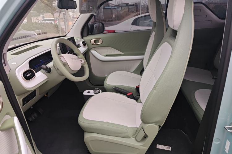 Used Geely Galaxy Panda 2025 210 km – Yuanqi Bear Left Front Seat