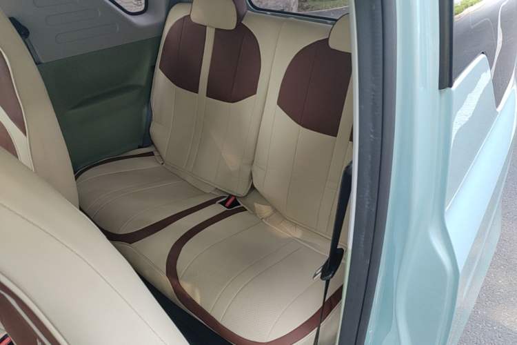 Used Geely Galaxy Panda 2025 210 km – Yuanqi Bear Left Rear Seat