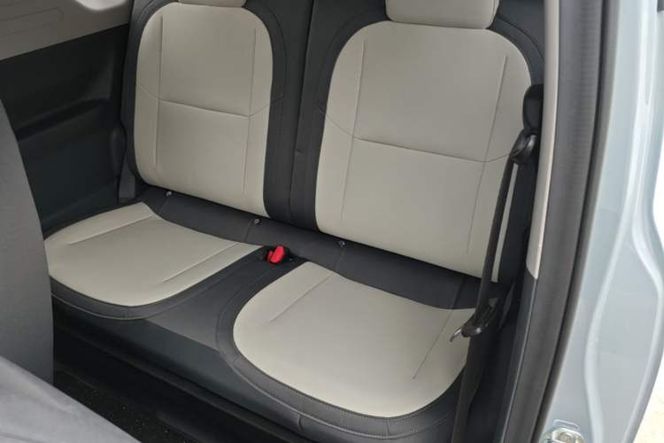 Used Geely Galaxy Panda 2025 210km Panda Kart Left Rear Seat