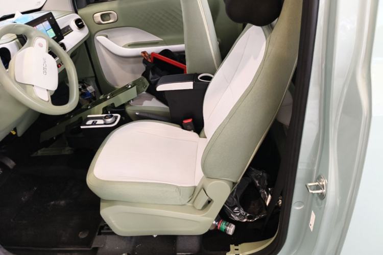 Used Geely Galaxy Panda 2025 210 km – Yuanqi Bear Left Rear Seat