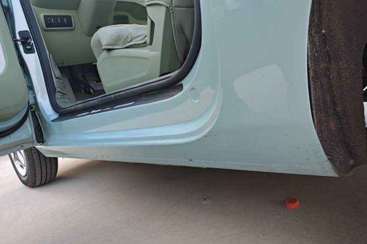 Used Geely Galaxy Panda 2025 210 km – Yuanqi Bear Left Side Sill