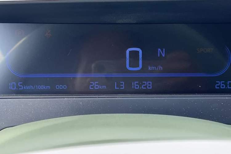 Used Geely Galaxy Panda 2025 210 km – Yuanqi Bear Odometer Close Up