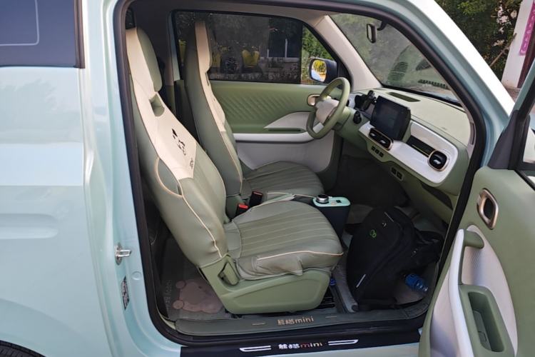 Used Geely Galaxy Panda 2025 210 km – Yuanqi Bear Right Front Seat