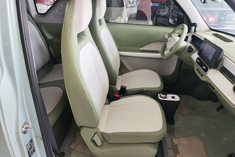 Used Geely Galaxy Panda 2025 210 km – Yuanqi Bear Right Front Seat