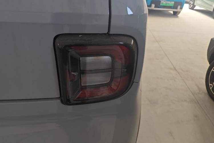 Used Geely Galaxy Panda 2025 210km Panda Kart Right Rear Taillight