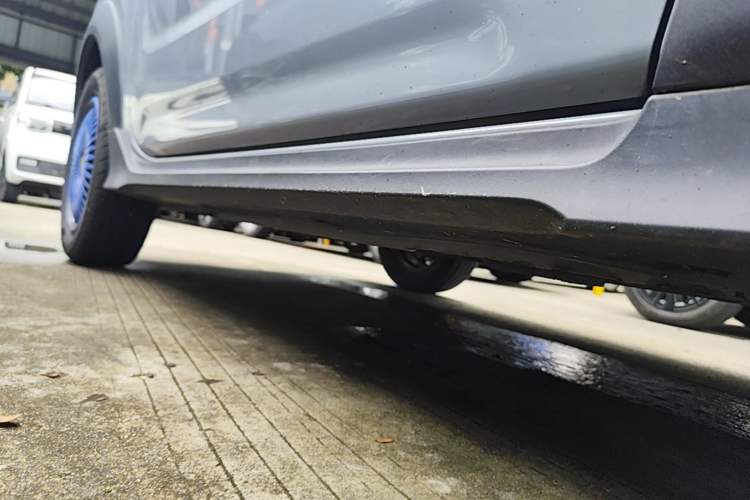 Used Geely Galaxy Panda 2025 210km Panda Kart Right Side Sill