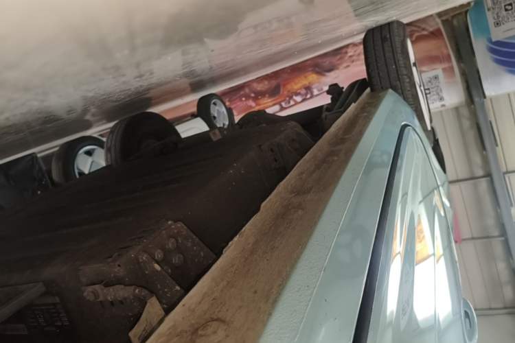 Used Geely Galaxy Panda 2025 210 km – Yuanqi Bear Right Side Sill