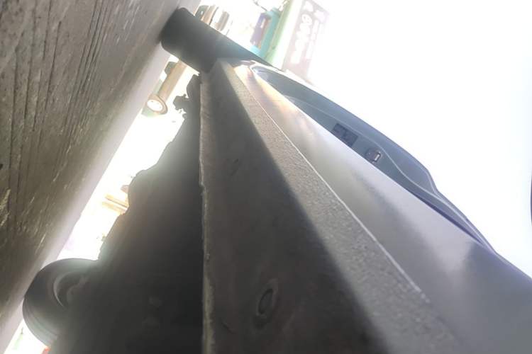 Used Geely Galaxy Panda 2025 210 km – Yuanqi Bear Right Side Sill