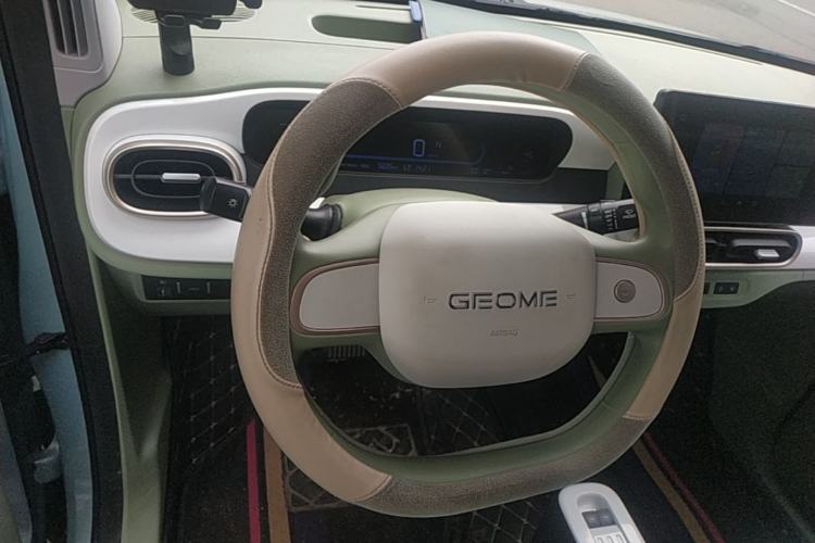 Used Geely Galaxy Panda 2025 210 km – Yuanqi Bear Steering Wheel