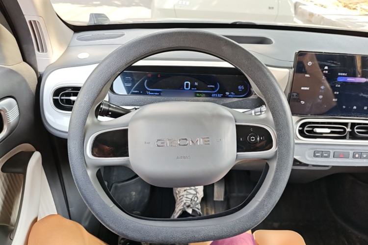 Used Geely Galaxy Panda 2025 210km Panda Kart Steering Wheel