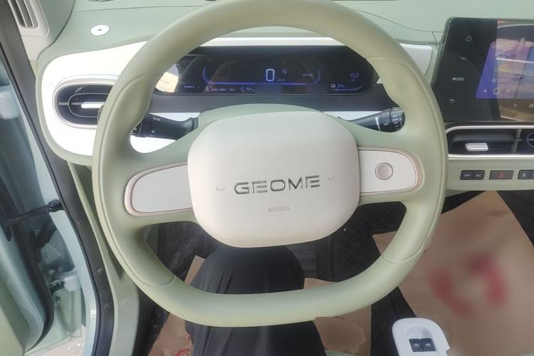 Used Geely Galaxy Panda 2025 210 km – Yuanqi Bear Steering Wheel