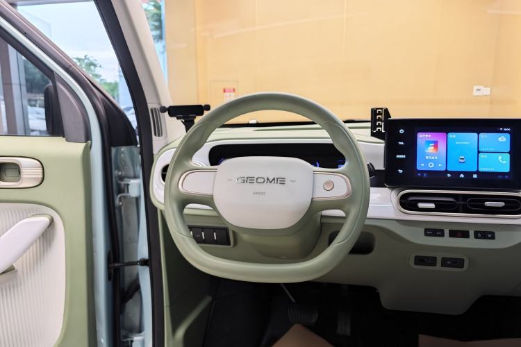 Used Geely Galaxy Panda 2025 210 km – Yuanqi Bear Steering Wheel